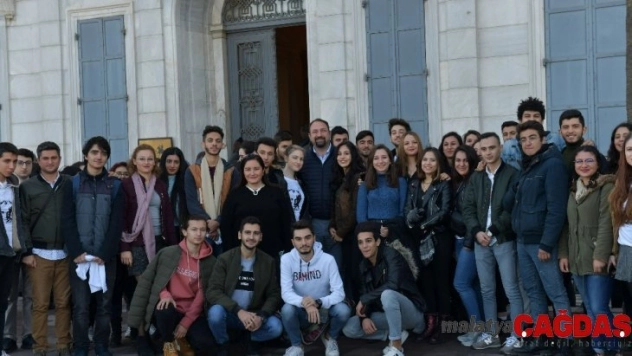 Çiğlili gençler İzmir Atatürk Müzesini gezdi