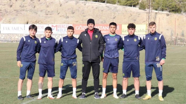 Cihat Arslan: Sonuna kadar başımız dik mücadele etmemiz lazım