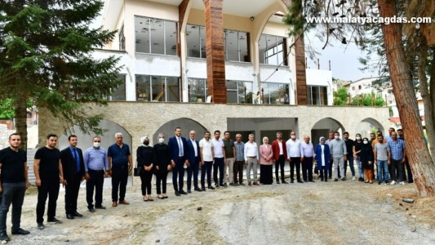 Çınar Gündüzbey'in güzelliklerini ön plana çıkartıyoruz