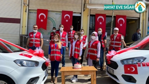 Çınar'da sokağa çıkamayan çocukların doğum günleri kutlandı