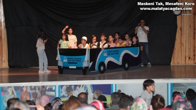 Çocuk tiyatrosu izleyicilerden tam not aldı