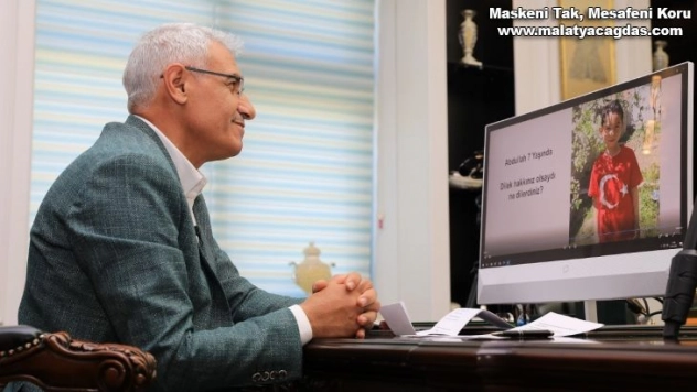 Çocuklar sordu, Belediye Başkanı Güder cevapladı