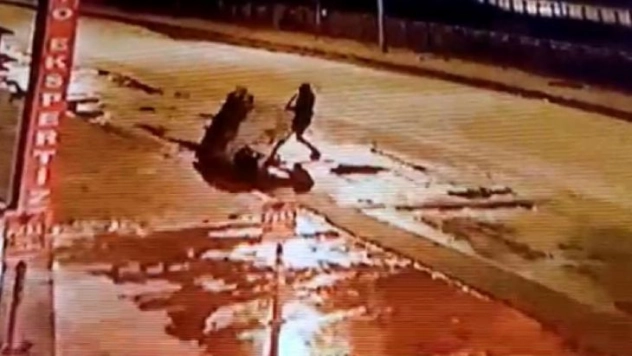 Çöp konteyner hırsızlığı kamerada