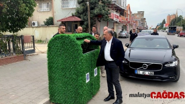 Çöp konteynırları da 'yeşilleniyor'