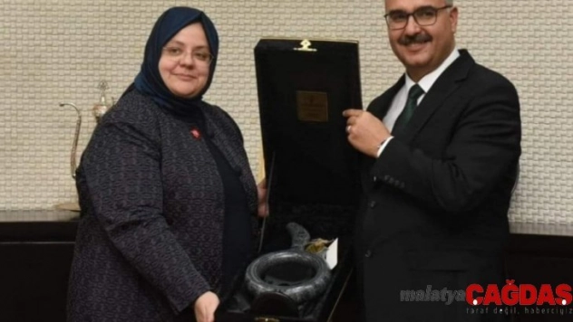 Çorum İş-Kur hizmet binası ve Huzurevi için 7 milyon 640 bin TL ödenek