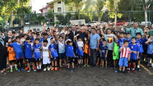 Çukurova Belediyesi Yaz Spor Okullarında sertifika heyecanı