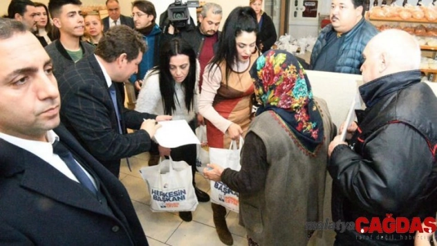 Çukurova Belediyesinden 350 aileye gıda yardımı