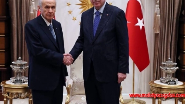Cumhurbaşkanı Erdoğan, Bahçeli ile görüştü