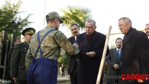 Cumhurbaşkanı Erdoğan'dan tezkeresine 10 gün kalan askere hediye