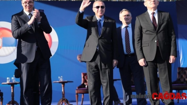 Cumhurbaşkanı Erdoğan: 'İstikbalimizi hep beraber inşa etmeliyiz'