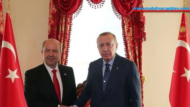 Cumhurbaşkanı Erdoğan, KKTC Başbakanı Tatar ile telefonda görüştü