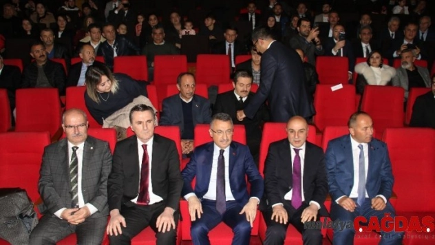 Cumhurbaşkanı Yardımcısı Oktay: '(Libya mutabakatı) Bölgenin istikrarı söz konusu olduğunda da gerekli askeri işbirliğini yapar, dostlarımızla yol yürürüz'