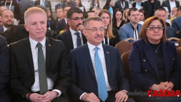 Cumhurbaşkanı Yardımcısı Oktay: 'Terörden temizlenen bölgelere yaklaşık 370 bin kişi geri dönüş yaptı'