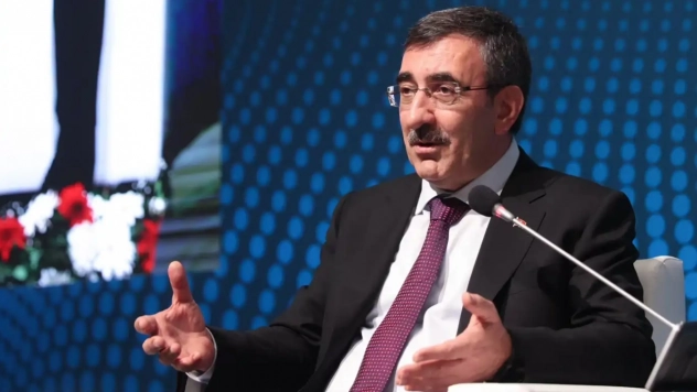 Cumhurbaşkanı Yardımcısı Yılmaz'dan kentsel dönüşüm açıklaması