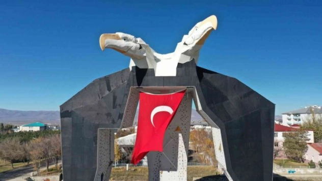 Cumhuriyet Bayramı Atatürk Üniversitesi'nde çeşitli etkinliklerle kutlanıyor