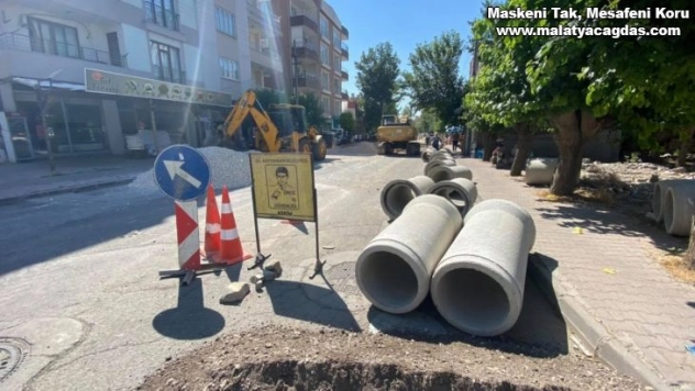 Cumhuriyet Mahallesi'nin altyapısı yenileniyor