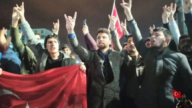 Cumhuriyet Üniversitesinde askerimize saldırı protesto edildi