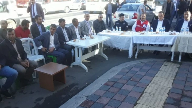 Çüngüş'te Türk Kızılıay'ı hizmet binasının açılışı yapıldı