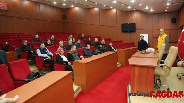 Darıca Belediyesi personeline ilkyardım eğitimi