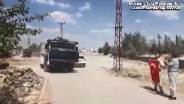 DEDAŞ ekipleri, mahalleye zırhlı araç ve TOMA'larla birlikte girdi