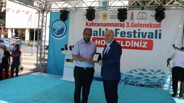 Denizi olmayan kentte balık festivali