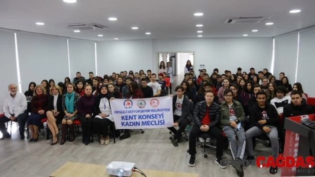Denizli Büyükşehir Belediyesi Kent Konseyi eğitim toplantısı düzenledi