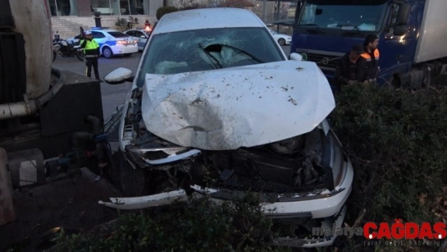 Denizli'de trafik kazası: 3 yaralı