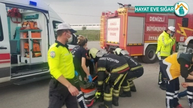 Denizli'de trafik kazası: 2 yaralı