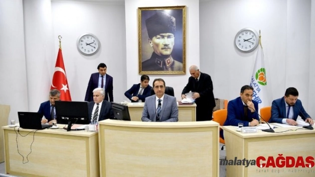 Depremde toplanma alanları hakkındaki önerge kabul edildi