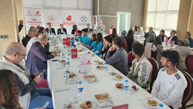 Depremzede çocuklar için 'Tam Zamanında' projesi tanıtıldı