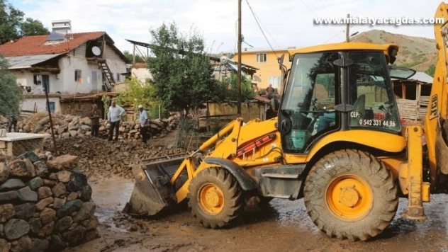 Dere taşınca sele Neden Oldu
