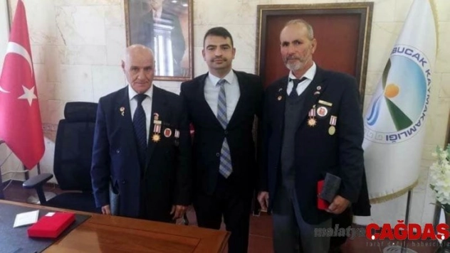 Derebucak'ta Kıbrıs gazilerine madalya