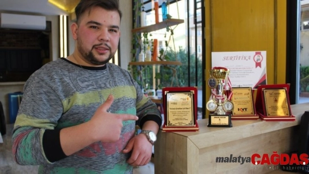 Dereceli kuaförden ücretsiz tıraş