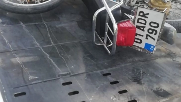 Devrilen motosikletin sürücüsü yaralandı