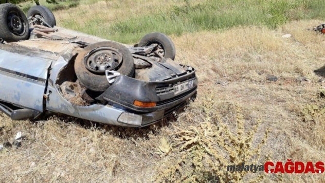 Devrilen otomobilin sürücüsü öldü