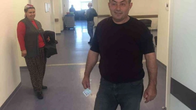 Devrilen traktörün sürücüsü hayatını kaybetti