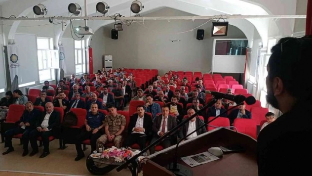 Dicle ilçesinde 'Dicle Baraj Gölü Koruma Planı' toplantısı yapıldı