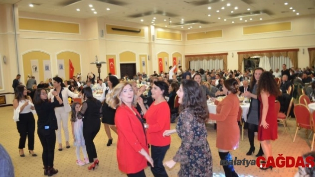 Didim Belediyesi çalışanları moral gecesinde eğlendi