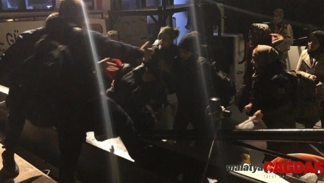 Didim'de 47 kaçak göçmen yakalandı.