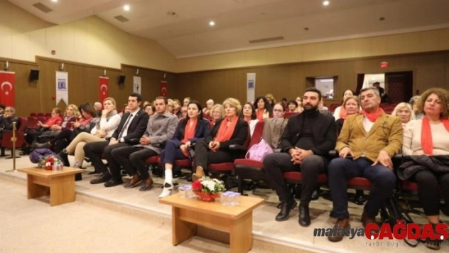 Didim'de Kadına Yönelik Şiddet ile Mücadele Günü etkinlikleri düzenlendi