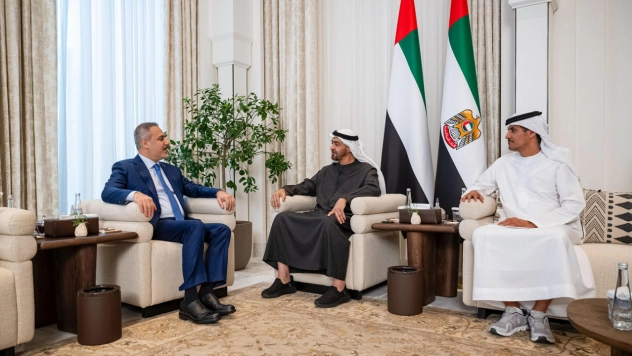 Dışişleri Bakanı Fidan, BAE Devlet Başkanı Bin Zayid ile görüştü