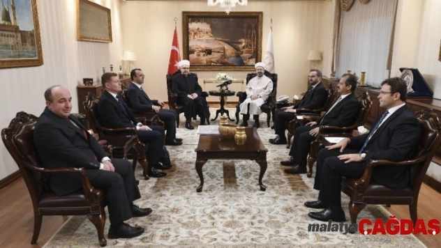 Diyanet İşleri Başkanı Erbaş, Slovenya Müslümanları Müftüsü'nü kabul etti