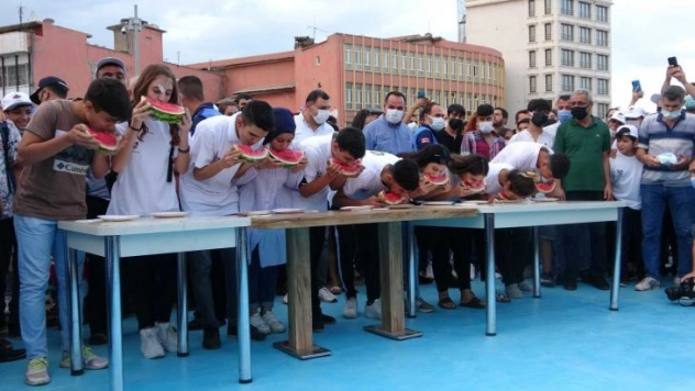 Diyarbakır 11. Karpuz Festivalini coşkuyla kutladı