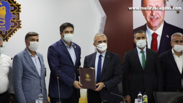 Diyarbakır Büyükşehir Belediyesi sosyal denge tazminatı sözleşmesi imzalandı