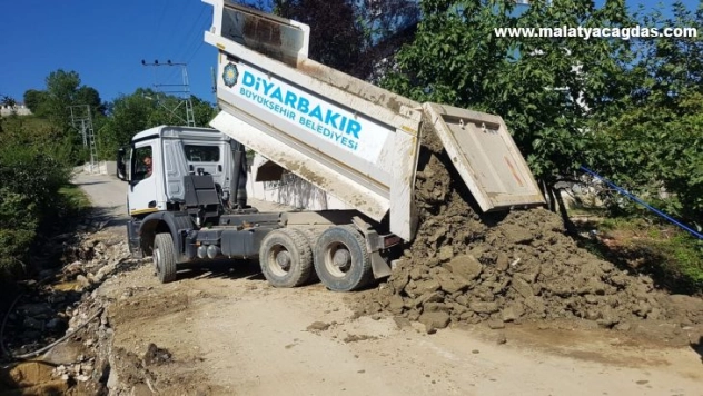 Diyarbakır Büyükşehir Belediyesi sel bölgesindeki görevini tamamladı