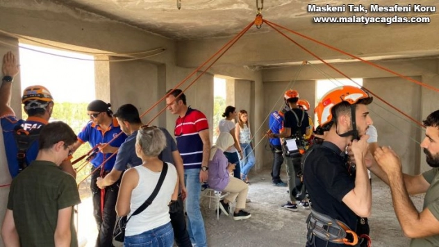 Diyarbakır'da Destek AFAD gönüllüleri, afetlere hazırlanıyor