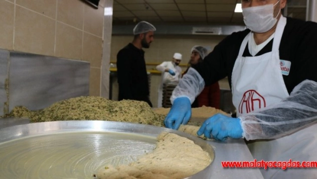 Diyarbakır'da günlük 6 ton kadayıf tüketiliyor