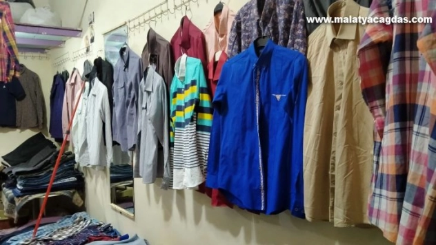 Diyarbakır'da ikinci el pazarına her meslekten rağbet