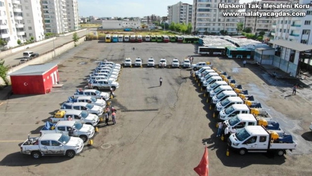 Diyarbakır'da ilaçlama ekipleri işbaşında