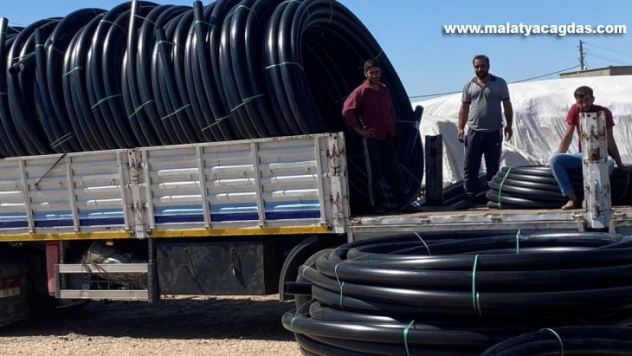 Diyarbakır'da kuraklıktan etkilenen çiftçilere 45 bin metre sulama borusu dağıtıldı